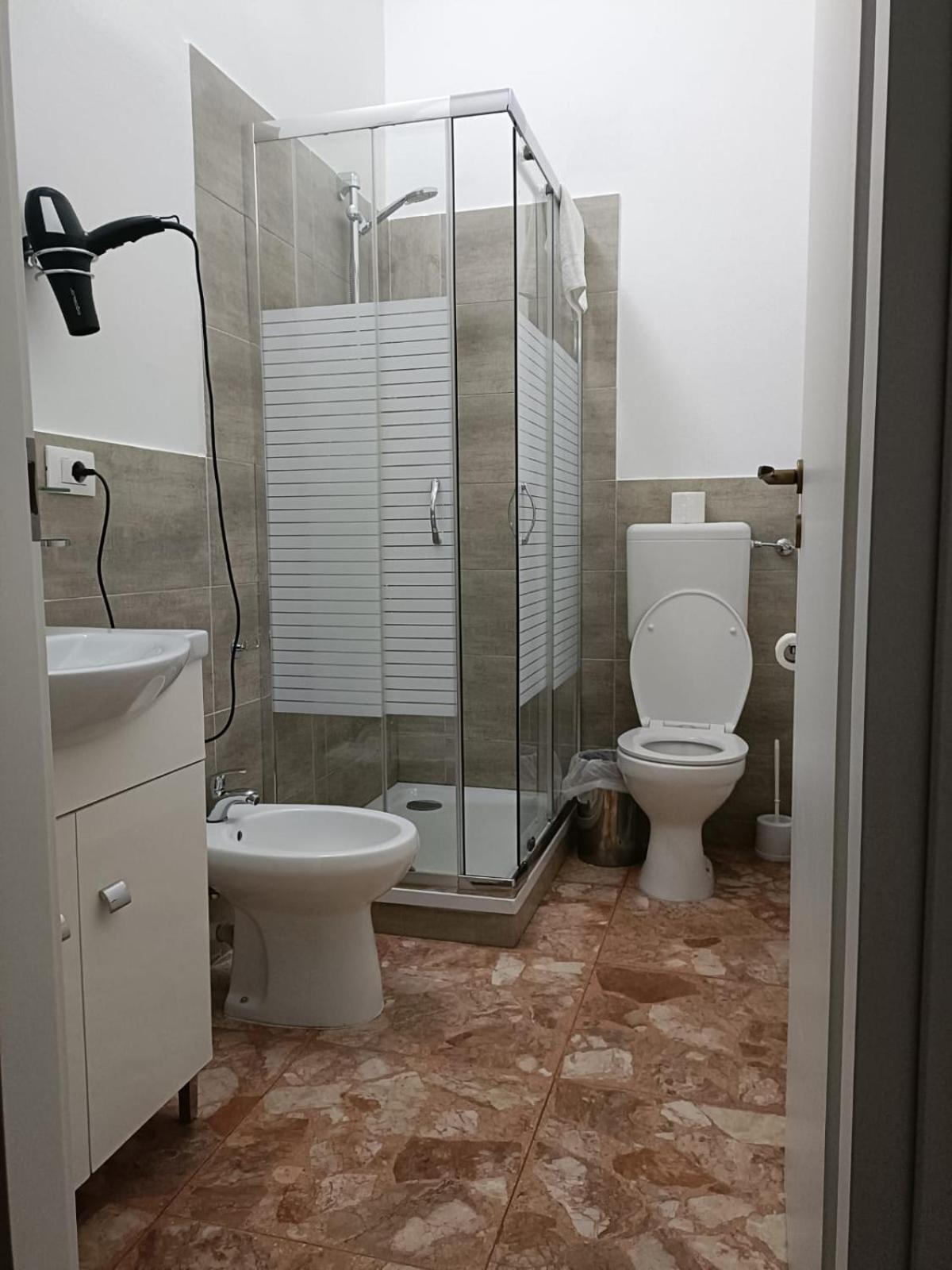 מלון Domus צ'זנה מראה חיצוני תמונה